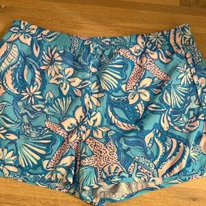 Lilly Pulitzer luxletic shorts size XL